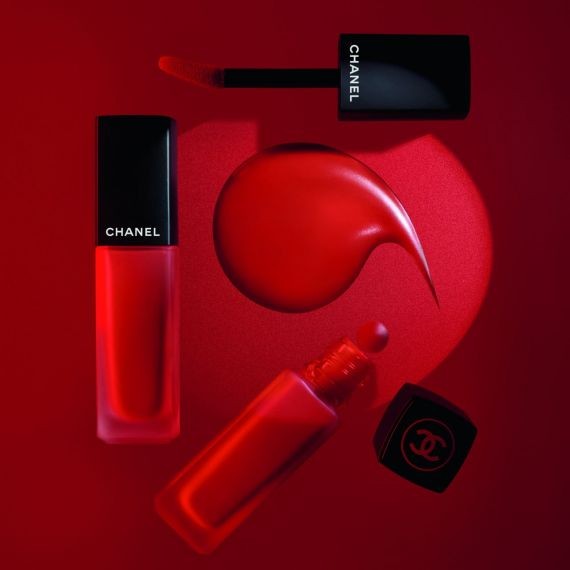 Магазин Форум приглашает окунуться в мир красоты Chanel!