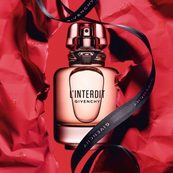 Испытай запретные эмоции вместе с новинками парфюмерии и косметики от GIVENCHY! 