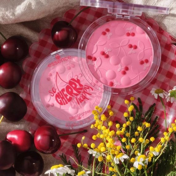 Румяна Essence SO CHERRY happy blushlighter