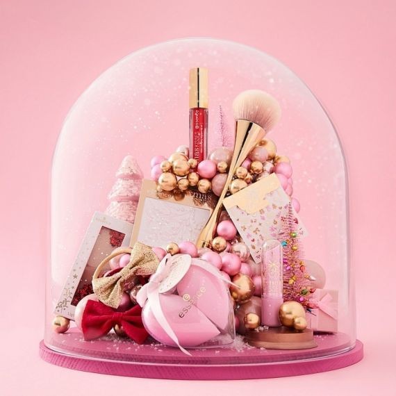 Масло для губ Xmas KiSSES от Essence