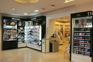 Магазин Форум приглашает окунуться в мир красоты Chanel!