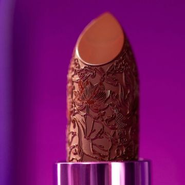 Помада для губ Satin lipstick in the bloom’light